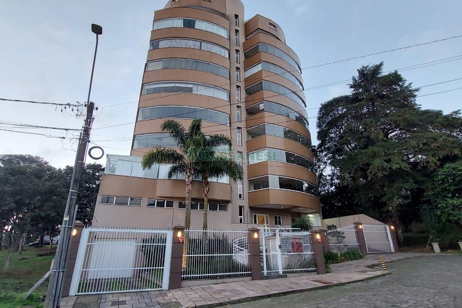 Apartamento com 160m², 3 dormitórios, 3 vagas, no bairro Jardim América em Caxias do Sul para Comprar