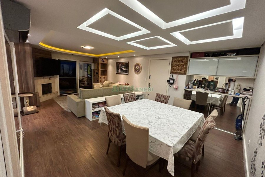 Apartamento com 160m², 3 dormitórios, 3 vagas, no bairro Jardim América em Caxias do Sul para Comprar