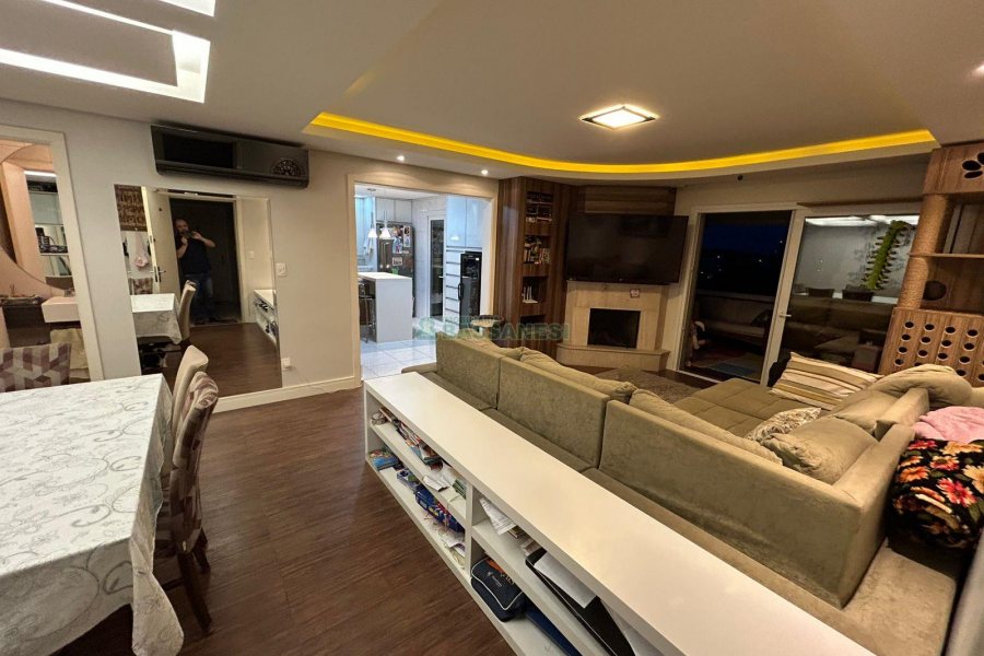Apartamento com 160m², 3 dormitórios, 3 vagas, no bairro Jardim América em Caxias do Sul para Comprar