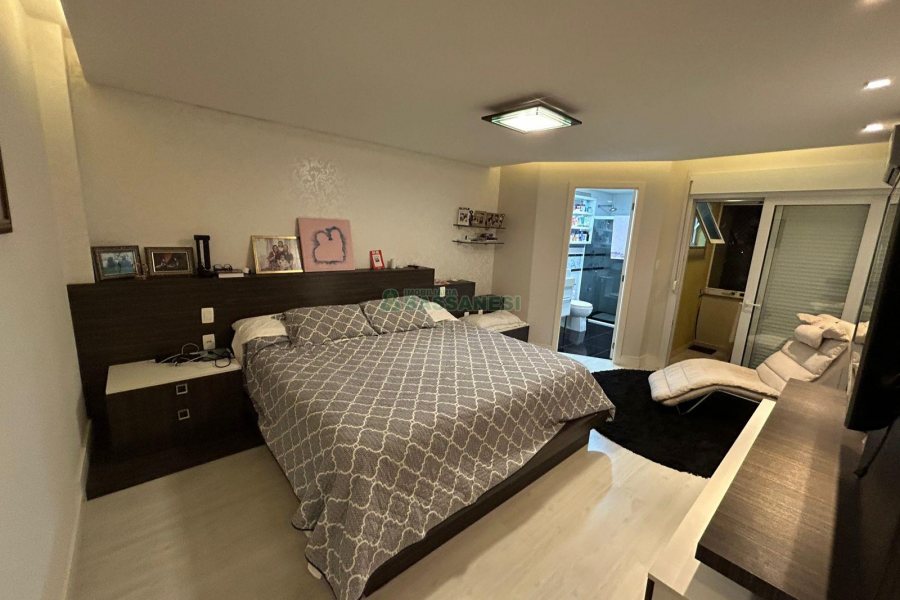 Apartamento com 160m², 3 dormitórios, 3 vagas, no bairro Jardim América em Caxias do Sul para Comprar