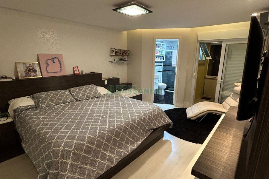 Apartamento com 160m², 3 dormitórios, 3 vagas, no bairro Jardim América em Caxias do Sul para Comprar