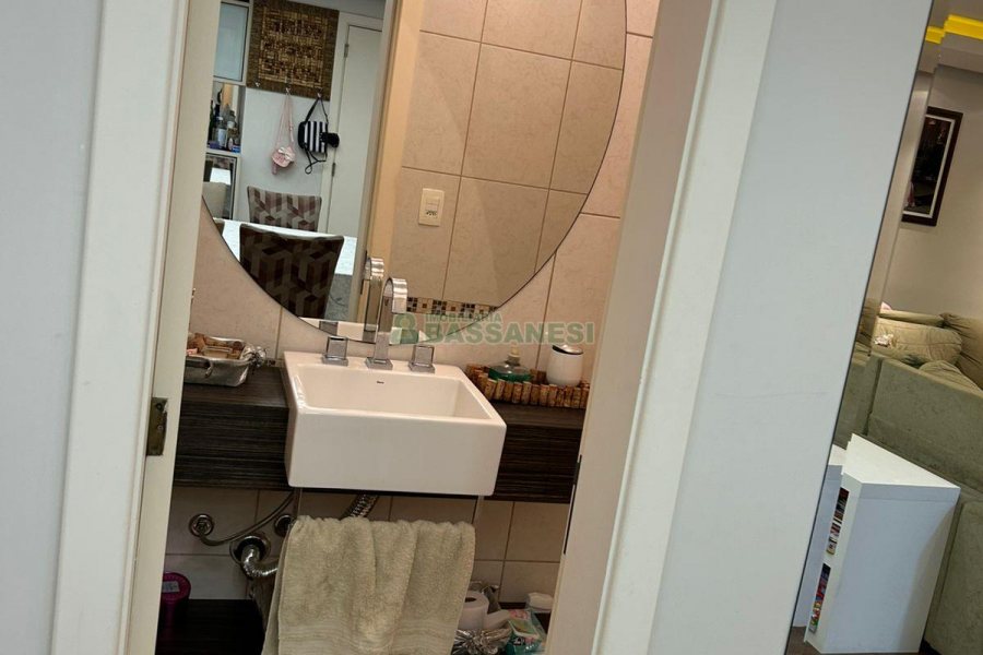 Apartamento com 160m², 3 dormitórios, 3 vagas, no bairro Jardim América em Caxias do Sul para Comprar
