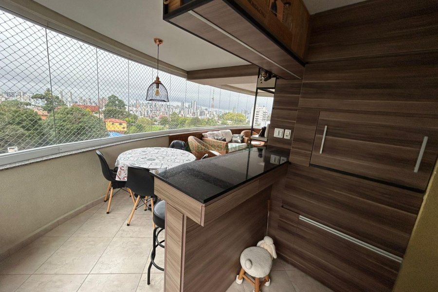 Apartamento com 160m², 3 dormitórios, 3 vagas, no bairro Jardim América em Caxias do Sul para Comprar
