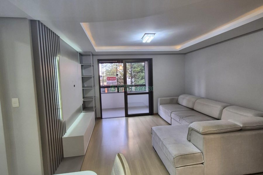 Apto Mobiliado com 95m², 2 dormitórios, 2 vagas, no bairro São Pelegrino em Caxias do Sul para Alugar