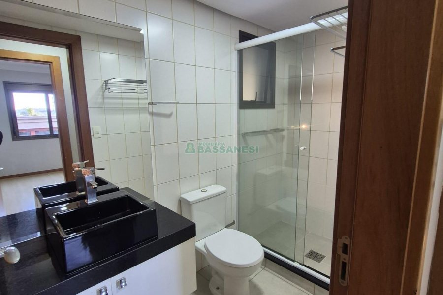 Apto Mobiliado com 95m², 2 dormitórios, 2 vagas, no bairro São Pelegrino em Caxias do Sul para Alugar