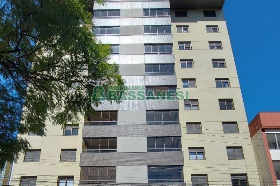 Apto Mobiliado com 95m², 2 dormitórios, 2 vagas, no bairro São Pelegrino em Caxias do Sul para Alugar