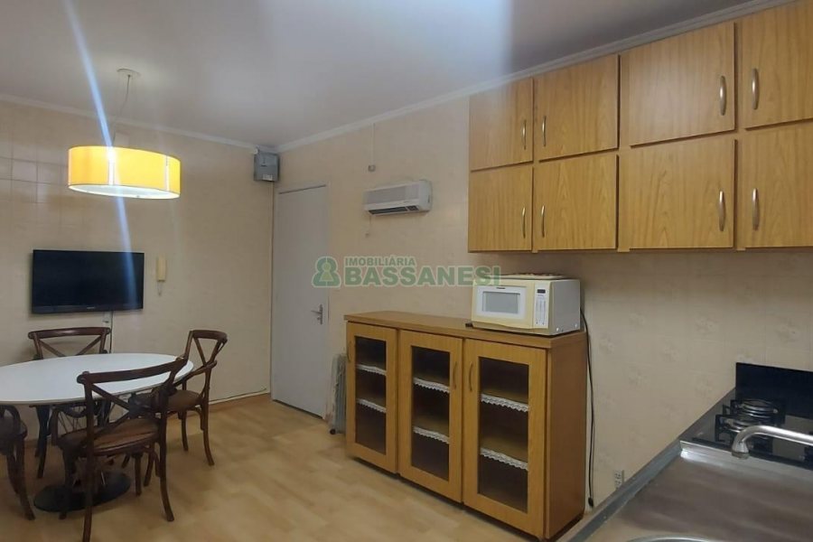 Apto Mobiliado com 120m², 2 dormitórios, 1 vaga, no bairro São Pelegrino em Caxias do Sul para Alugar