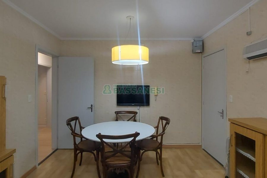 Apto Mobiliado com 120m², 2 dormitórios, 1 vaga, no bairro São Pelegrino em Caxias do Sul para Alugar
