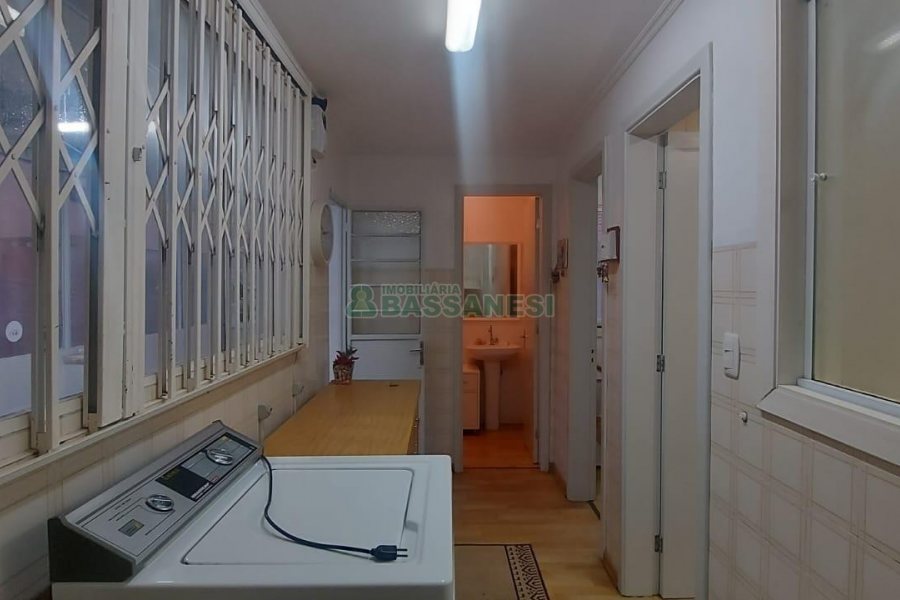 Apto Mobiliado com 120m², 2 dormitórios, 1 vaga, no bairro São Pelegrino em Caxias do Sul para Alugar