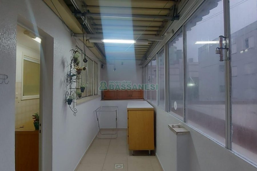 Apto Mobiliado com 120m², 2 dormitórios, 1 vaga, no bairro São Pelegrino em Caxias do Sul para Alugar