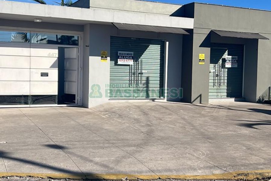Casa com 144m², 2 dormitórios, 2 vagas, no bairro São Luiz em Caxias do Sul para Comprar