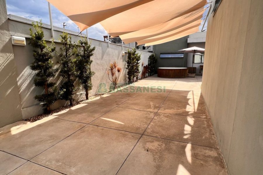 Casa com 144m², 2 dormitórios, 2 vagas, no bairro São Luiz em Caxias do Sul para Comprar
