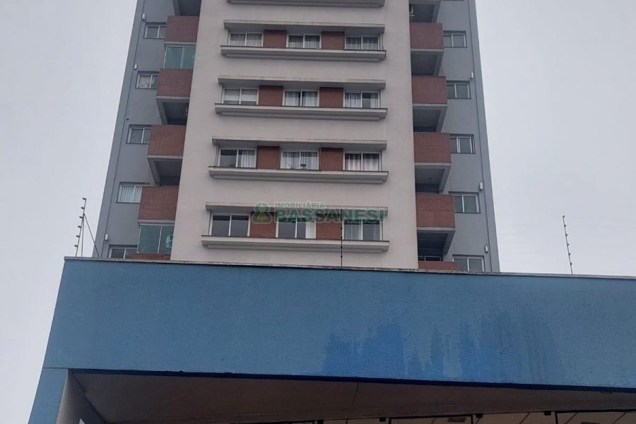 Apto Mobiliado com 60m², 1 dormitório, 1 vaga, no bairro Lourdes em Caxias do Sul para Alugar