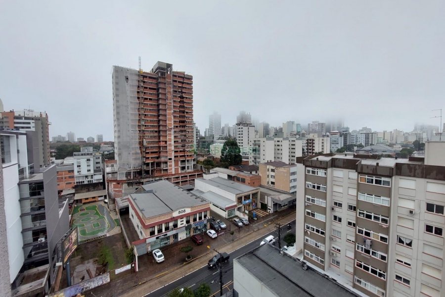 Apto Mobiliado com 60m², 1 dormitório, 1 vaga, no bairro Lourdes em Caxias do Sul para Alugar