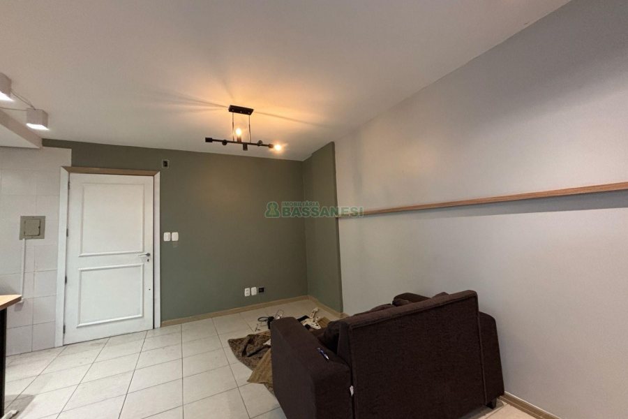 Apartamento com 62m², 1 dormitório, no bairro Centro em Caxias do Sul para Alugar