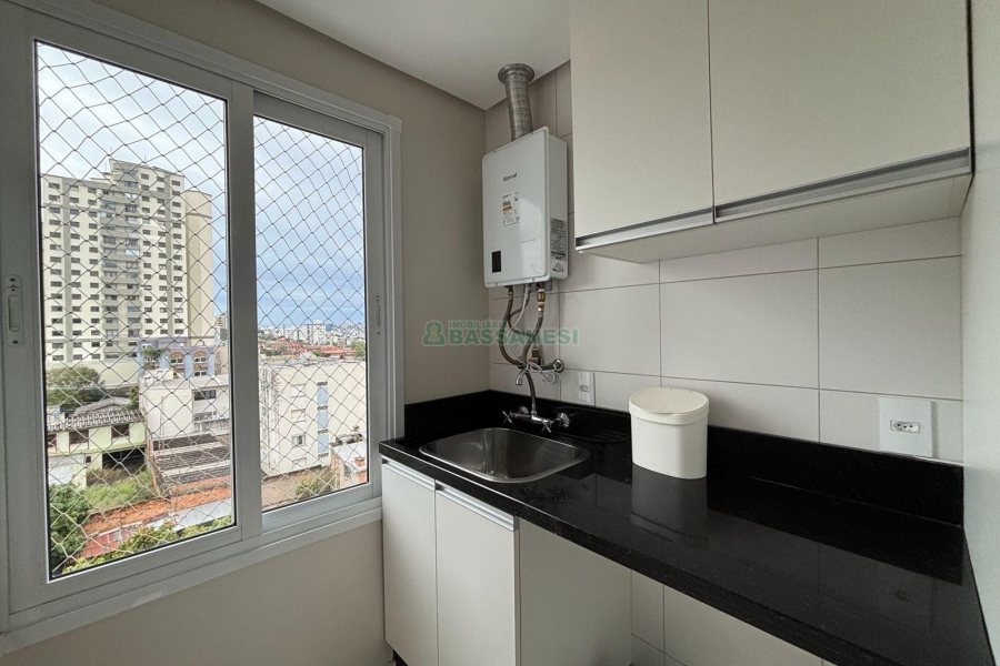 Apartamento com 72m², 2 dormitórios, 2 vagas, no bairro Pio X em Caxias do Sul para Alugar