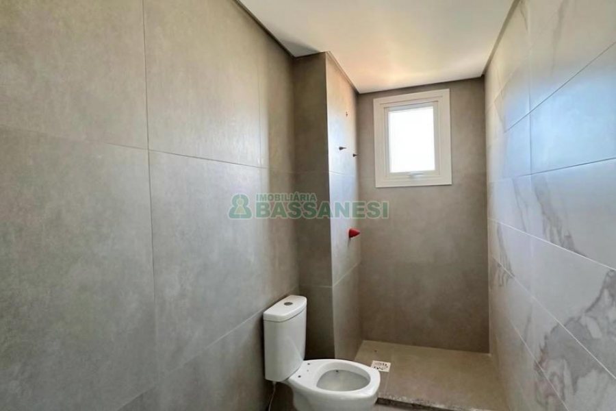 Apartamento com 154m², 3 dormitórios, 3 vagas, no bairro Madureira em Caxias do Sul para Comprar