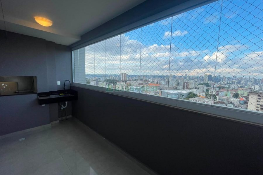Apartamento com 92m², 3 dormitórios, 2 vagas, no bairro Rio Branco em Caxias do Sul para Alugar ou Comprar