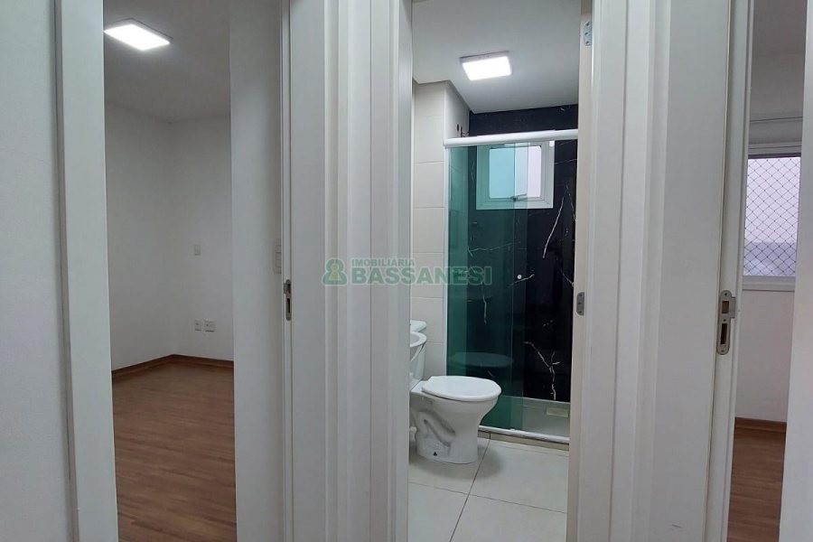Apartamento com 57m², 2 dormitórios, 1 vaga, no bairro Santa Catarina em Caxias do Sul para Alugar