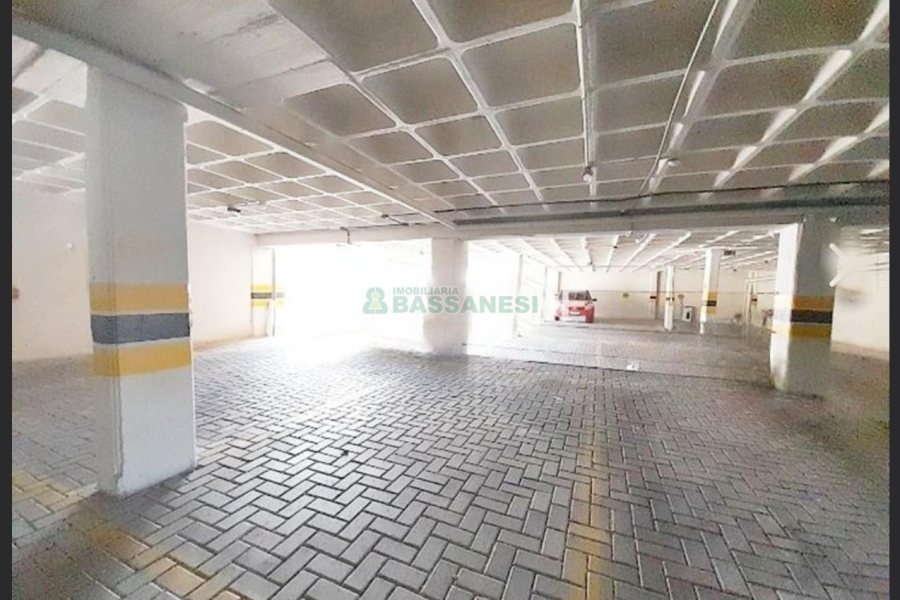Apartamento com 57m², 2 dormitórios, 1 vaga, no bairro Santa Lúcia em Caxias do Sul para Alugar