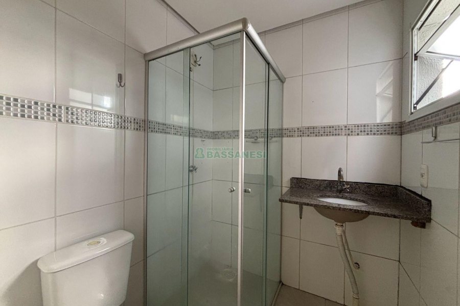 Apartamento com 62m², 2 dormitórios, 1 vaga, no bairro Santa Catarina em Caxias do Sul para Alugar
