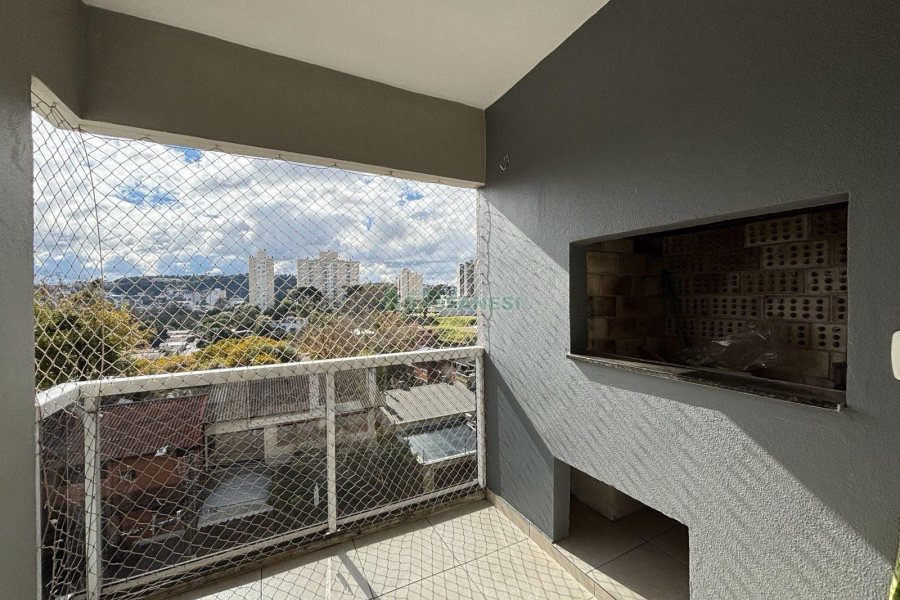 Apartamento com 62m², 2 dormitórios, 1 vaga, no bairro Santa Catarina em Caxias do Sul para Alugar