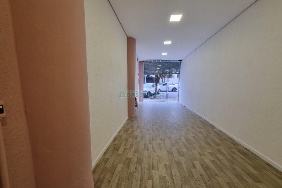 Loja com 35m², no bairro Centro em Caxias do Sul para Alugar