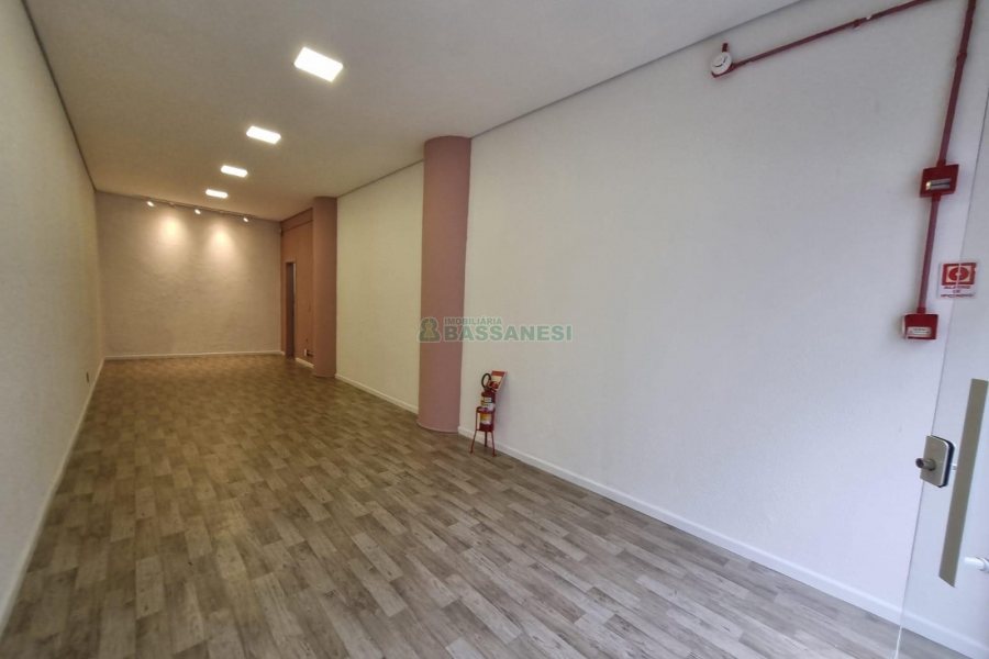 Loja com 35m², no bairro Centro em Caxias do Sul para Alugar