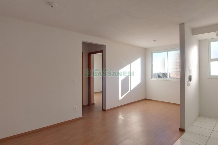 Apartamento com 55m², 2 dormitórios, no bairro Nossa Senhora do Rosário em Caxias do Sul para Alugar