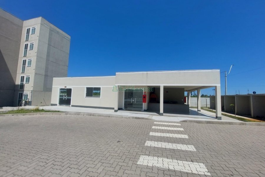 Apartamento com 52m², 2 dormitórios, 1 vaga, no bairro Desvio Rizzo em Caxias do Sul para Alugar
