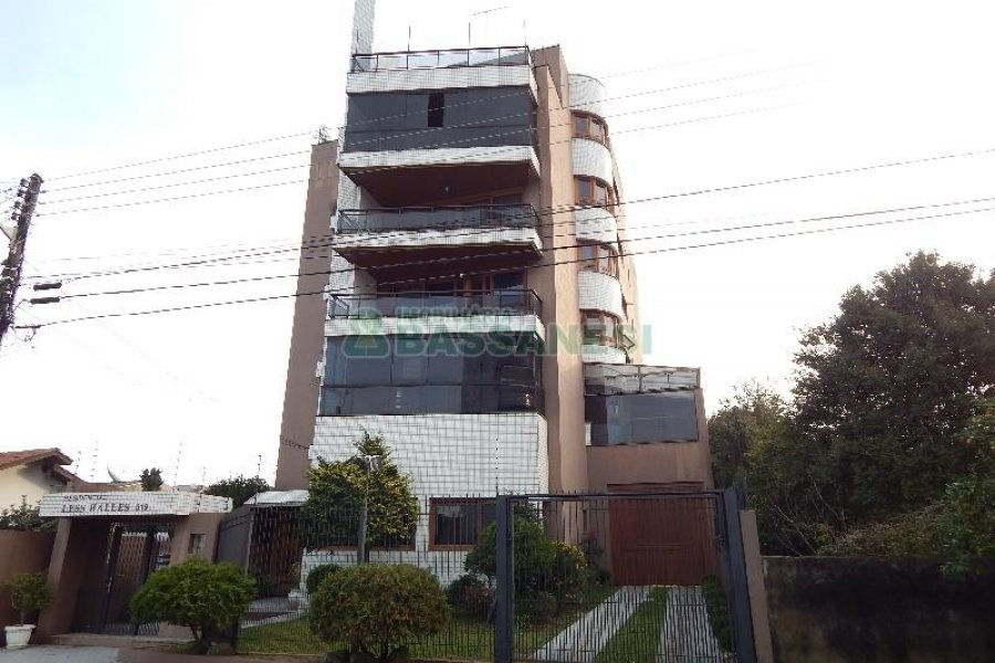 Apartamento com 195m², 3 dormitórios, 2 vagas, no bairro Colina Sorriso em Caxias do Sul para Alugar