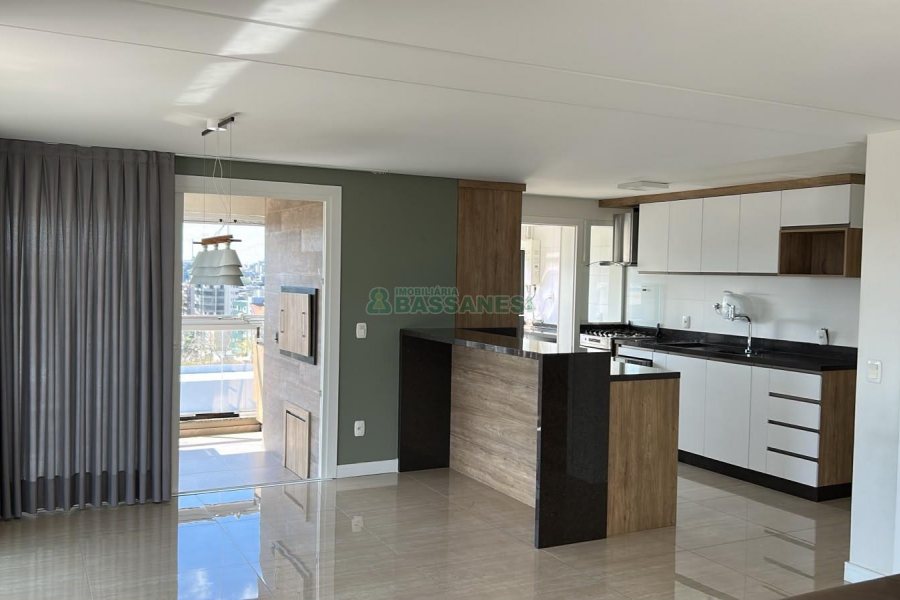 Apto Mobiliado com 154m², 3 dormitórios, 3 vagas, no bairro Jardim América em Caxias do Sul para Alugar