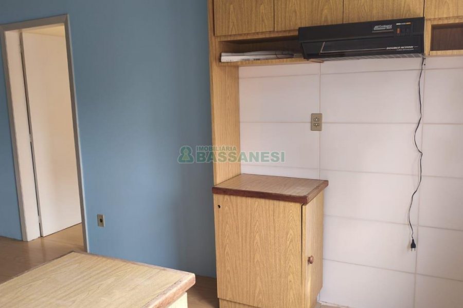 Apartamento com 51m², 2 dormitórios, no bairro Centro em Caxias do Sul para Comprar