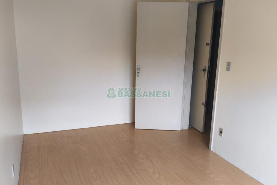Apartamento com 51m², 2 dormitórios, no bairro Centro em Caxias do Sul para Comprar
