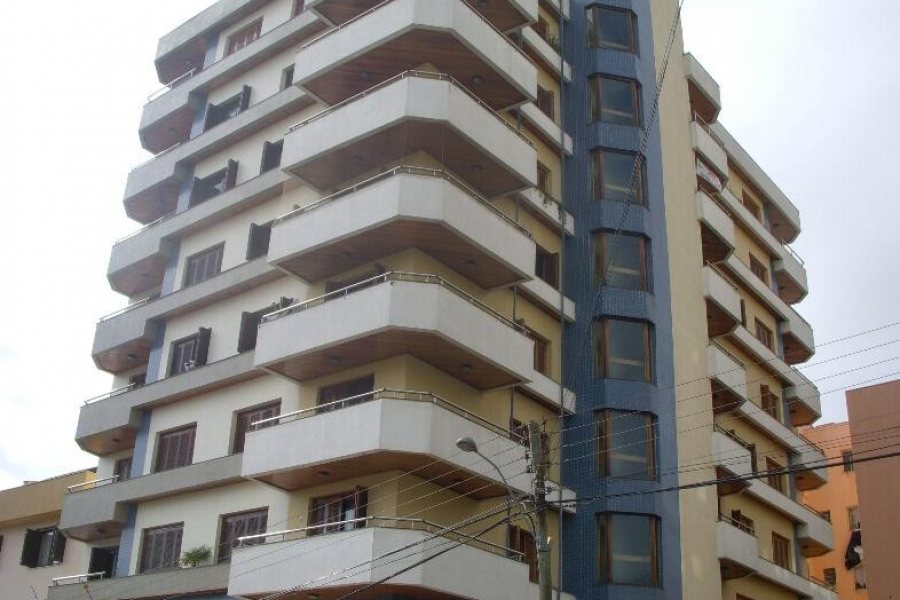 Apartamento com 109m², 3 dormitórios, 1 vaga, no bairro Madureira em Caxias do Sul para Comprar