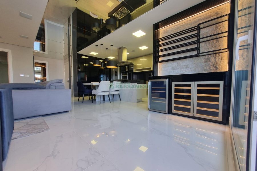 Apto Mobiliado com 165m², 3 dormitórios, 3 vagas, no bairro Panazzolo em Caxias do Sul para Alugar