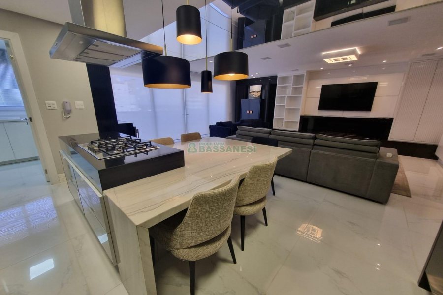 Apto Mobiliado com 165m², 3 dormitórios, 3 vagas, no bairro Panazzolo em Caxias do Sul para Alugar