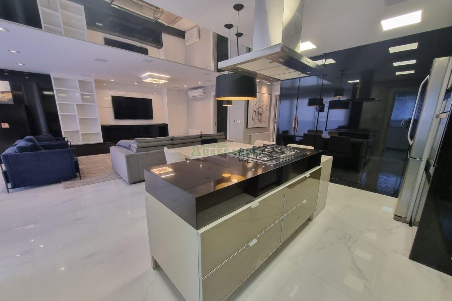 Apto Mobiliado com 165m², 3 dormitórios, 3 vagas, no bairro Panazzolo em Caxias do Sul para Alugar