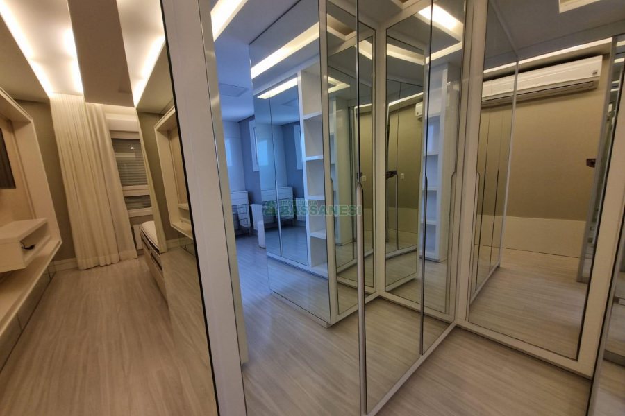 Apto Mobiliado com 165m², 3 dormitórios, 3 vagas, no bairro Panazzolo em Caxias do Sul para Alugar