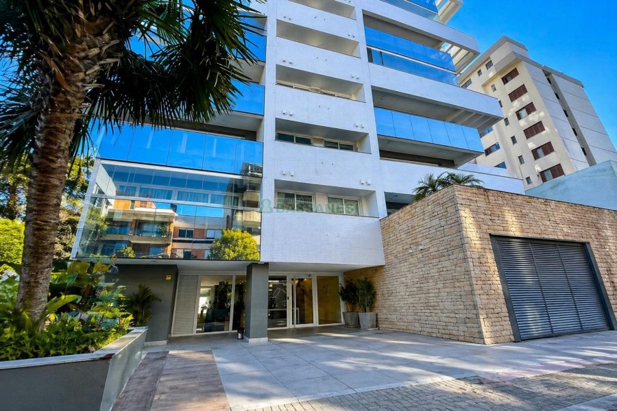 Apto Mobiliado com 165m², 3 dormitórios, 3 vagas, no bairro Panazzolo em Caxias do Sul para Alugar