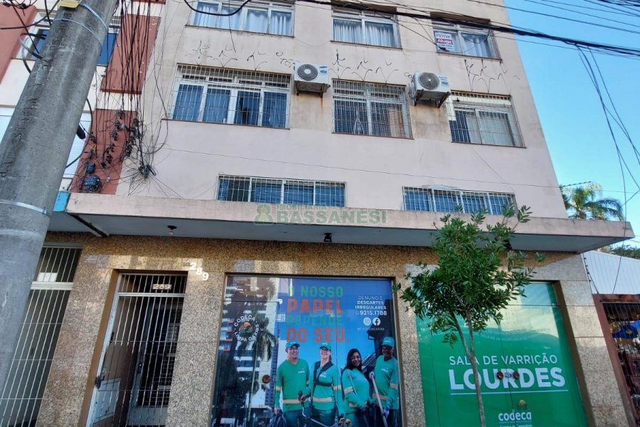 Apartamento com 91m², 3 dormitórios, no bairro Lourdes em Caxias do Sul para Alugar