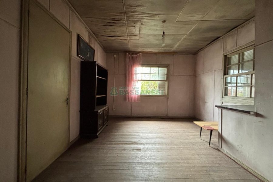 Casa com 110m², 3 dormitórios, no bairro Pio X em Caxias do Sul para Alugar