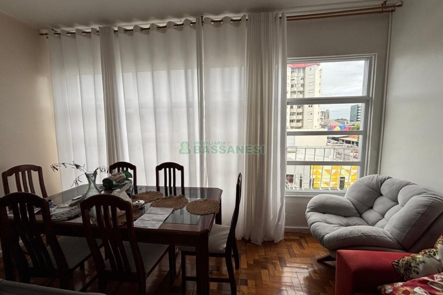 Apto Mobiliado com 120m², 3 dormitórios, no bairro Pio X em Caxias do Sul para Alugar