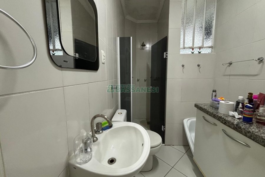 Apto Mobiliado com 120m², 3 dormitórios, no bairro Pio X em Caxias do Sul para Alugar