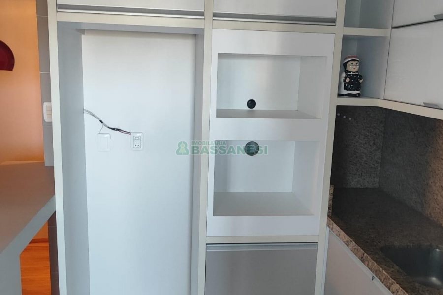 Apto Mobiliado com 110m², 2 dormitórios, 2 vagas, no bairro Lourdes em Caxias do Sul para Alugar