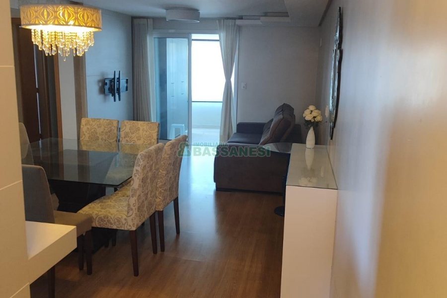 Apto Mobiliado com 110m², 2 dormitórios, 2 vagas, no bairro Lourdes em Caxias do Sul para Alugar