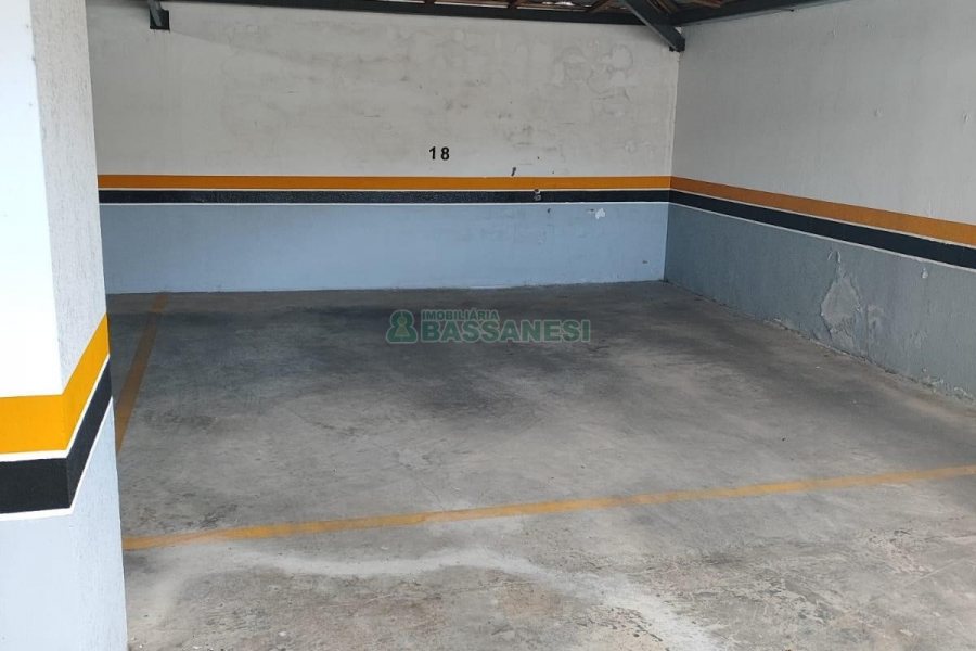 Apto Mobiliado com 110m², 2 dormitórios, 2 vagas, no bairro Lourdes em Caxias do Sul para Alugar