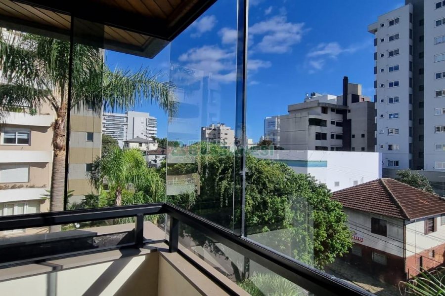 Apartamento com 269m², 3 dormitórios, 3 vagas, no bairro Exposição em Caxias do Sul para Comprar