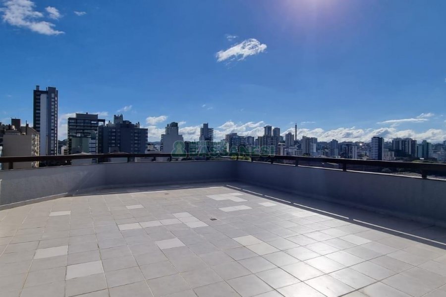 Apartamento com 269m², 3 dormitórios, 3 vagas, no bairro Exposição em Caxias do Sul para Comprar