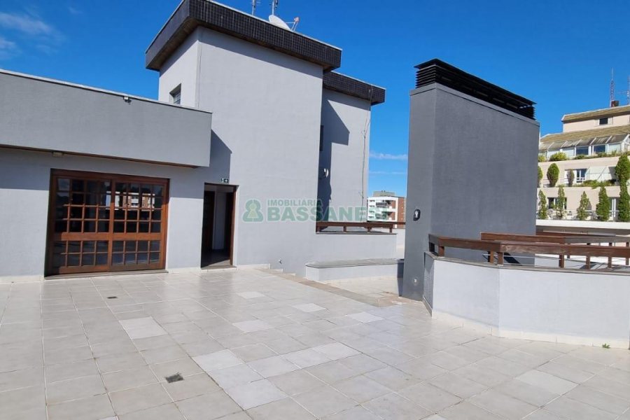 Apartamento com 269m², 3 dormitórios, 3 vagas, no bairro Exposição em Caxias do Sul para Comprar